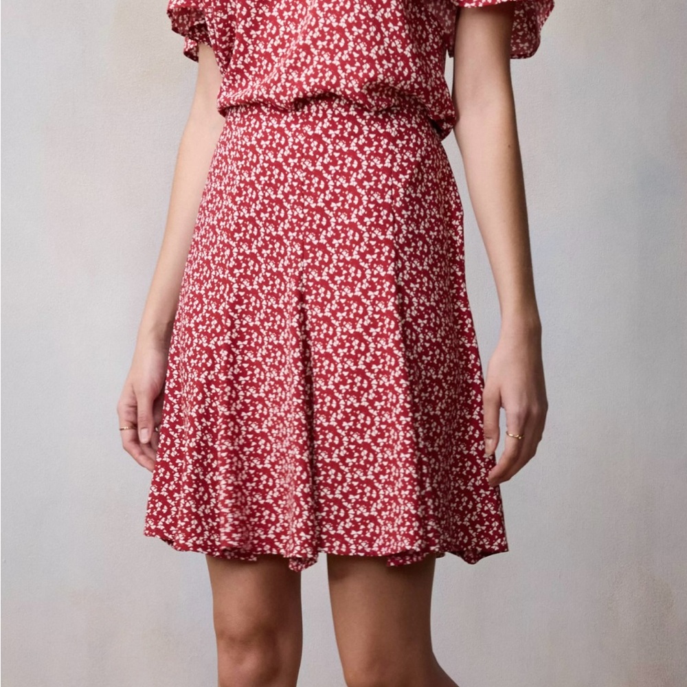 LC Lauren Conrad Red and White Floral Mini Skirt